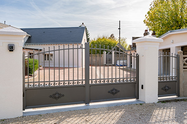 Portails aluminium SIB sur-mesure
