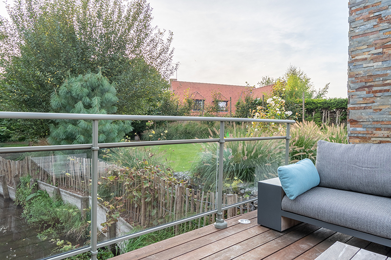 Garde corps vitré pour terrasse