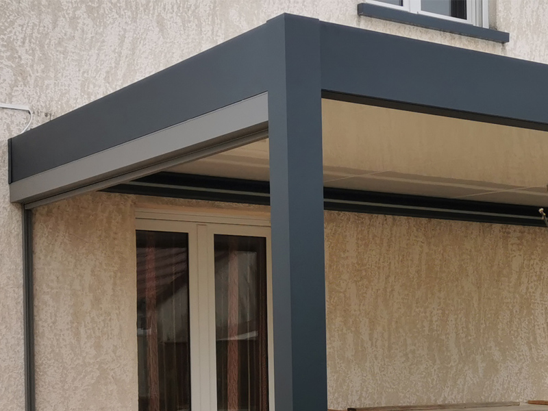 Pourquoi choisir l’aluminium pour votre carport ?