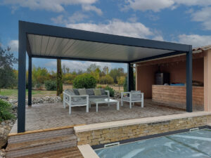 Lire la suite à propos de l’article Pergola pour pool house : une nouvelle pièce de vie – Charente (16)