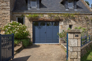 Lire la suite à propos de l’article Comment choisir sa porte de garage ?