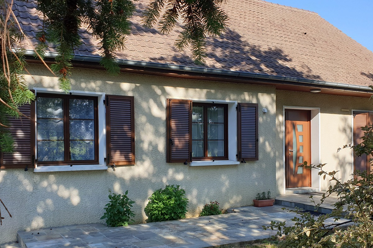 Volets battants gamme Intemporel modèle Calypso - Rouille mars