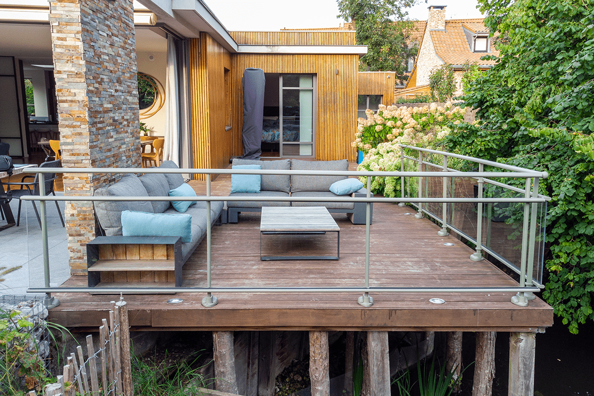 Avantages garde-corps en verre